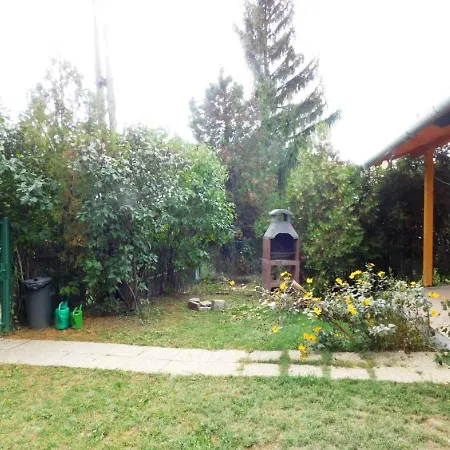 Holiday In Velence/velence-see 20605 Prázdninový dům